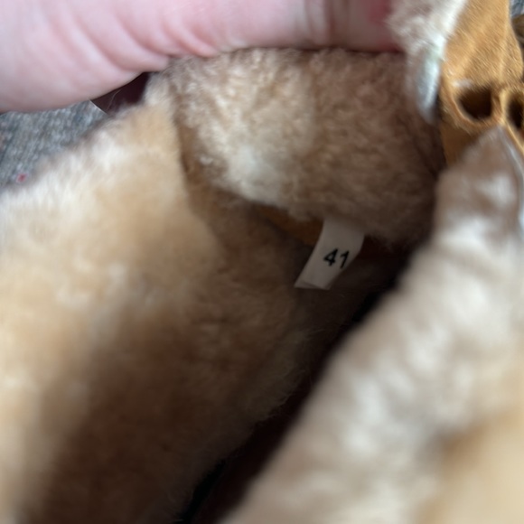 La Montelliana Tofane Genuine Shearling Bootie - Picture 11 of 11